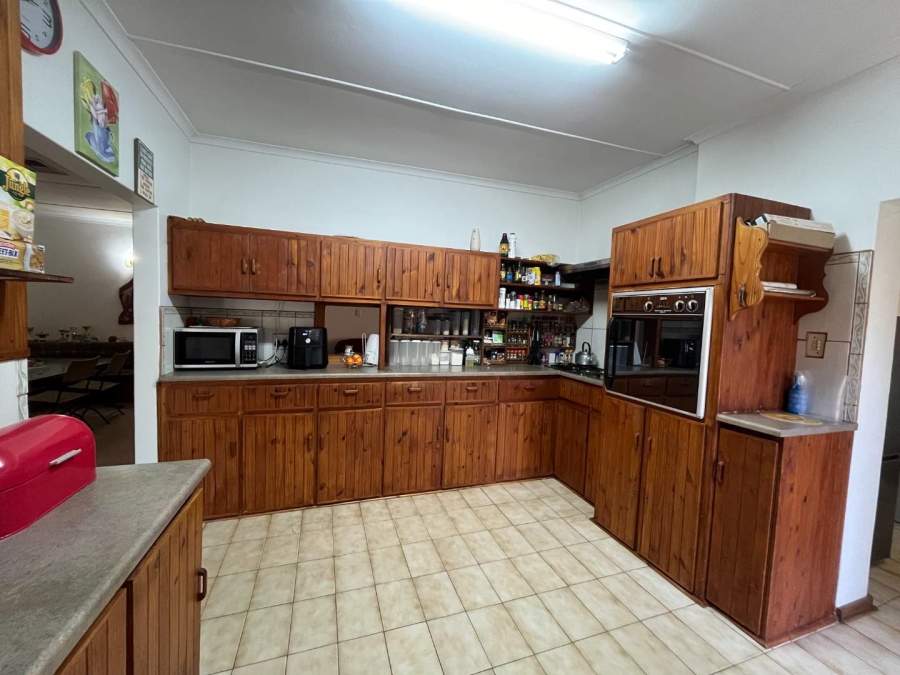 4 Bedroom Property for Sale in Ses Brugge Northern Cape